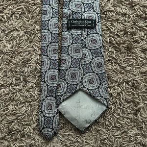 Men’s Dior Tie ❤️